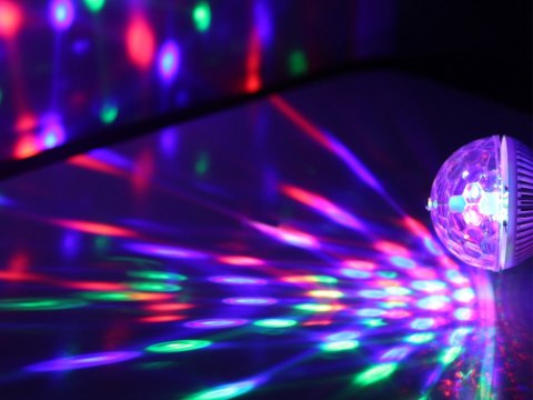 VERK GROUP Żarówka led rgb obrotowa e27 kula dyskotekowa 24272